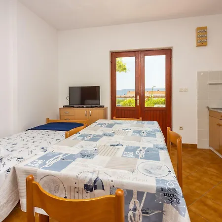 Beschauliches Studio-apartment Nur 250 Meter Zum Mit Meerblick, Parkplatz, Grill *
